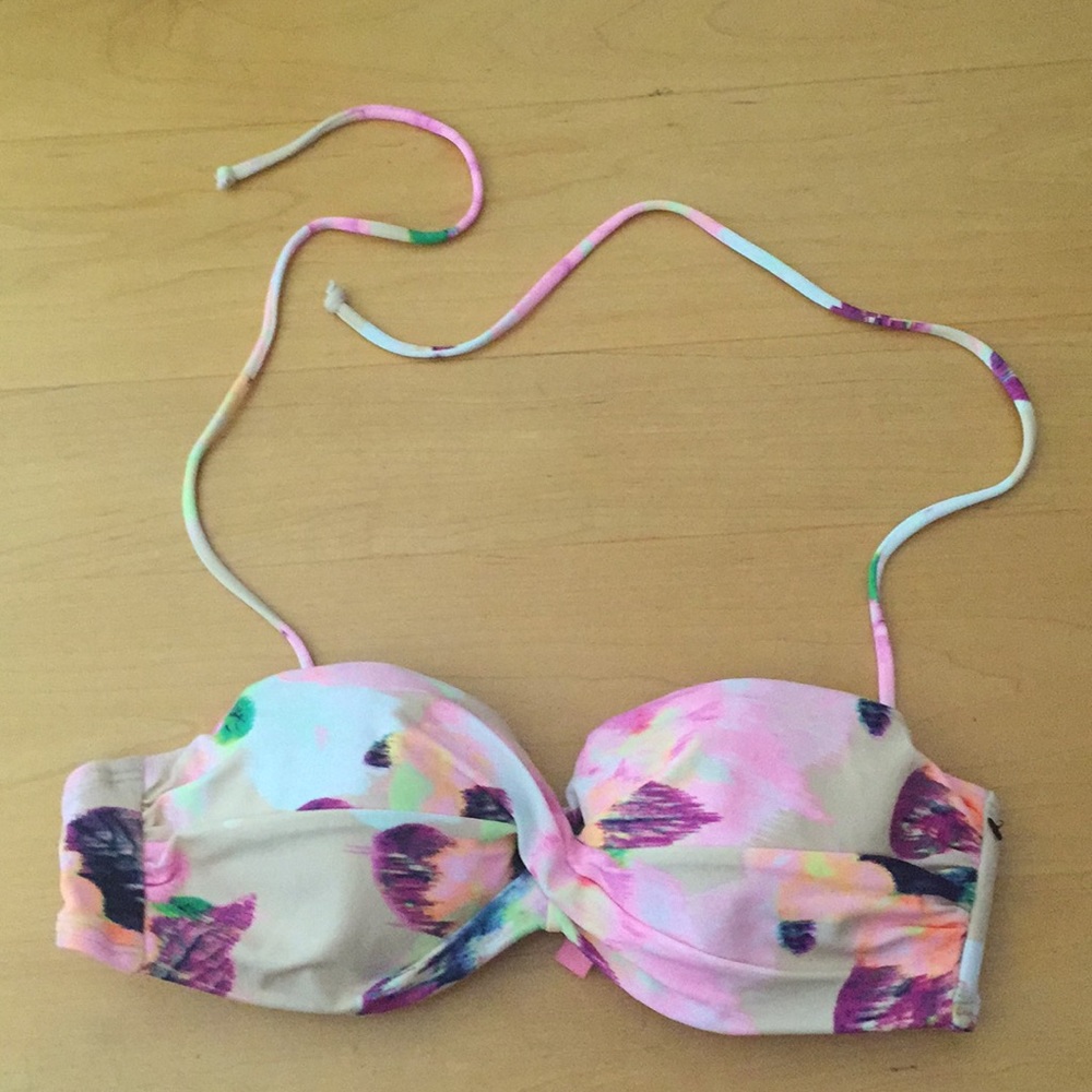 Floral VS bathing suit top 34B